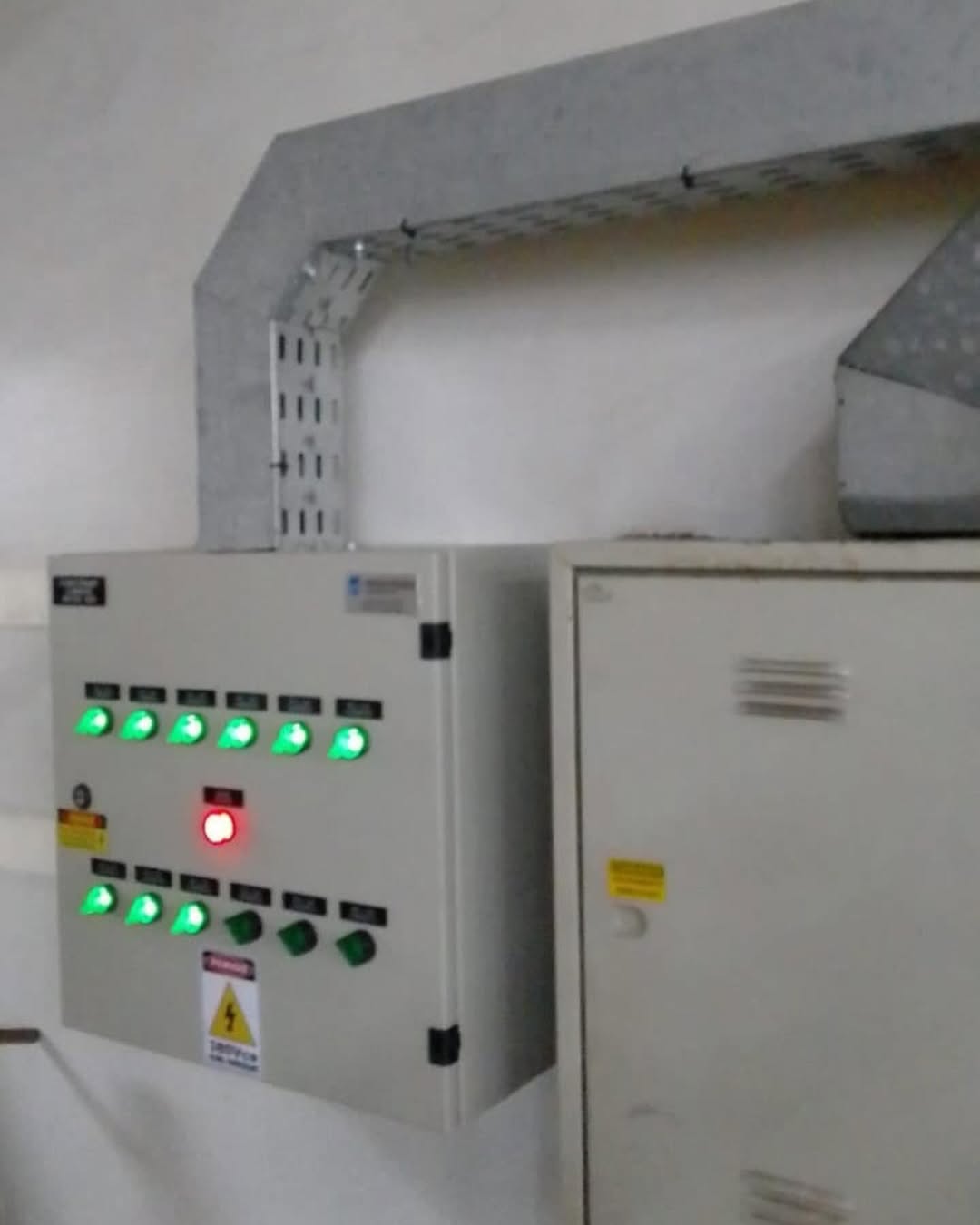 Instalação de quadro elétrico ⚡️ #eletricistaviamao #eletricistaportoalegre #eletricistas (1)